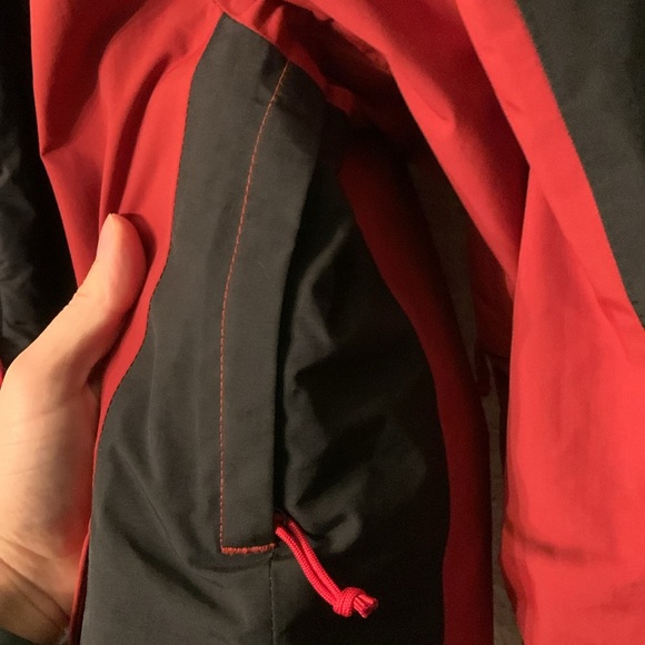 Northface HyVent winter jacket! Size Large! - Picture 13 of 16